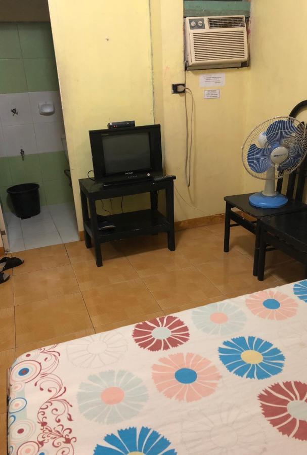 Belen Favila Transient Rooms Near Airport Terminal 3 Manila Zewnętrze zdjęcie